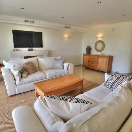 Pueblo Miraflores Xi Beautiful Townhouse! Tatil Evi